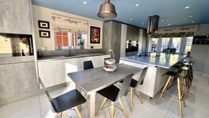 Photo 3- click for photo gallery